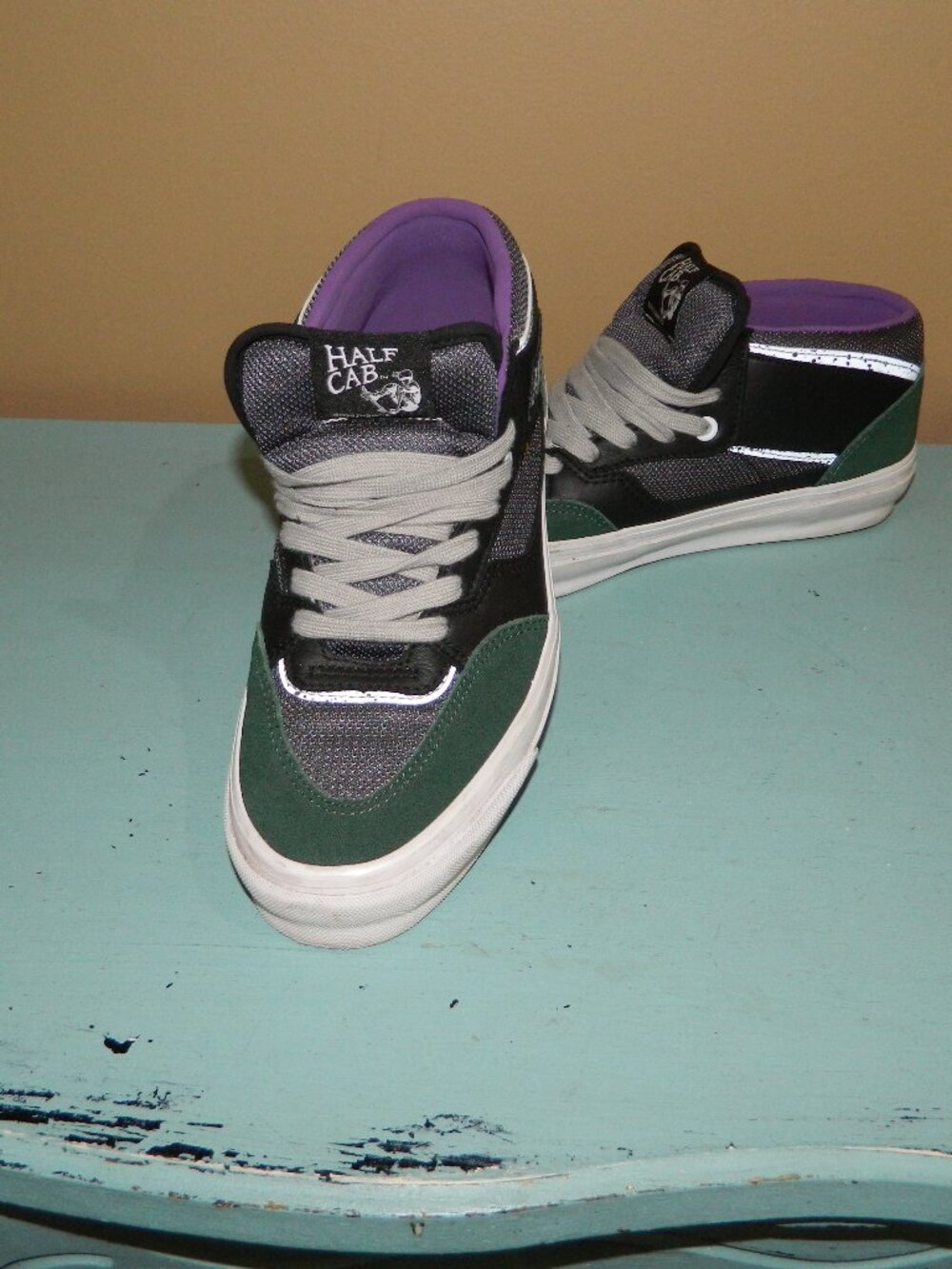 Vans Vault OG Half Cab LX Devil's Details Green Suede Black Sneakers Shoes Sz 8 - Picture 1 of 9